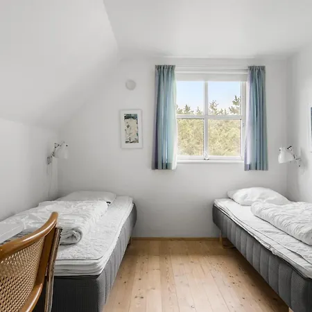 Dom wakacyjny Gorgeous In With Sauna