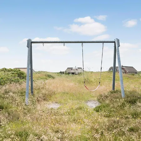 Dom wakacyjny Gorgeous In With Sauna