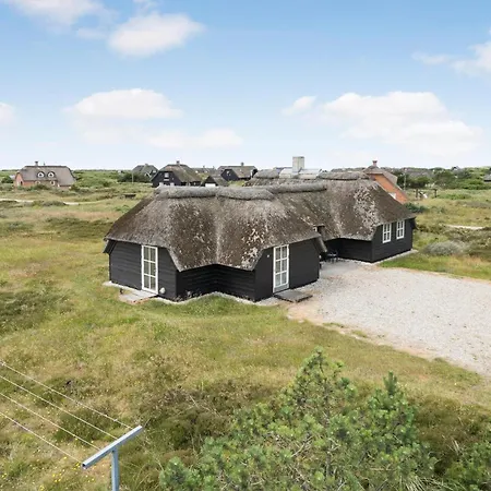 Dom wakacyjny Gorgeous In With Sauna